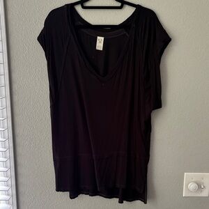 We The Free Black Short Sleeve V-Neck Top